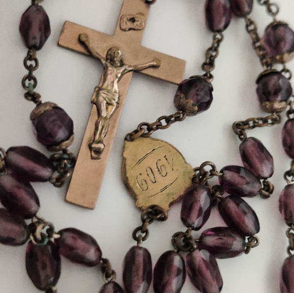 Antique 1909 Brass and Amethyst Glass Rosary - Picture 6 of 13